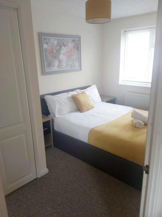 Ashford Holiday Home Smithy Drive Sleeps 5 Free Wifi And Vehicle Parking Kingsnorth Buitenkant foto